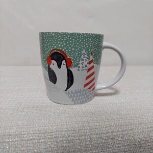 Holiday Penguin 2016, STARBUCKS 12oz‎ Mug, Coffee Cup, green red snow trees